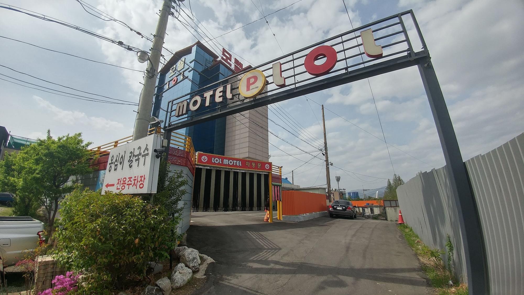 Vista Exterior LOL Motel