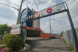 Alojamiento - LOL Motel