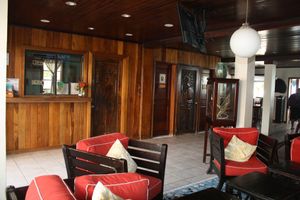 Alojamiento - San Pedro Holiday Hotel