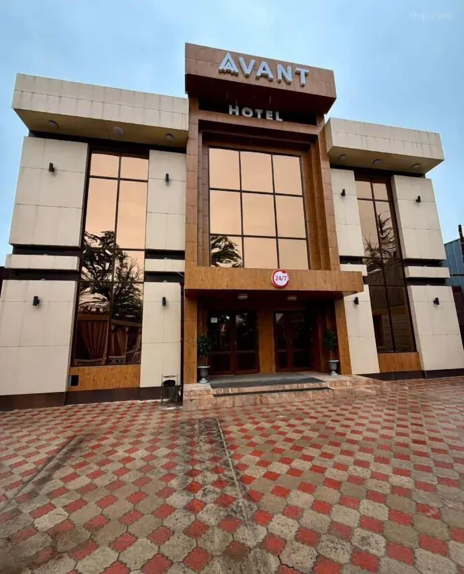 Vista Exterior Avant Hotel