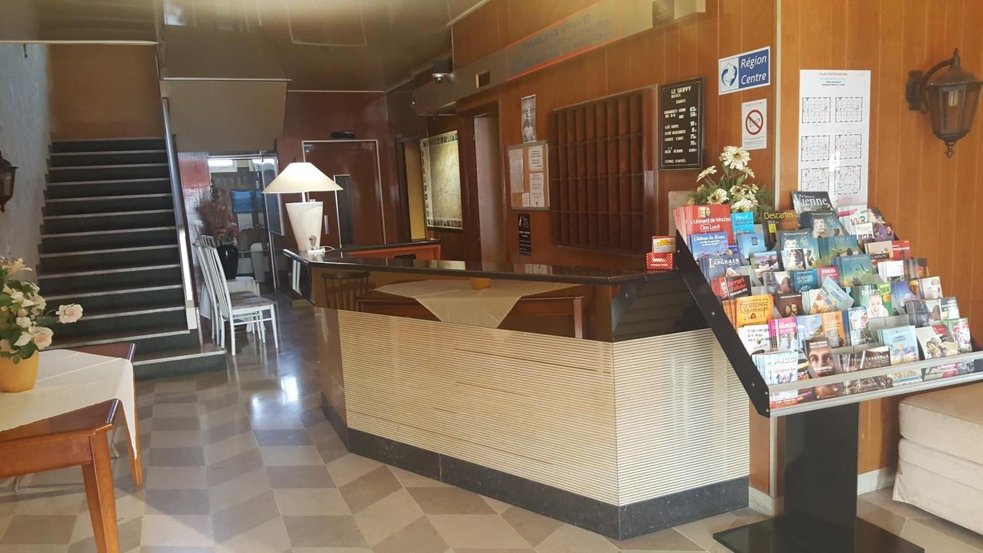 Vista Lobby Le Skippy