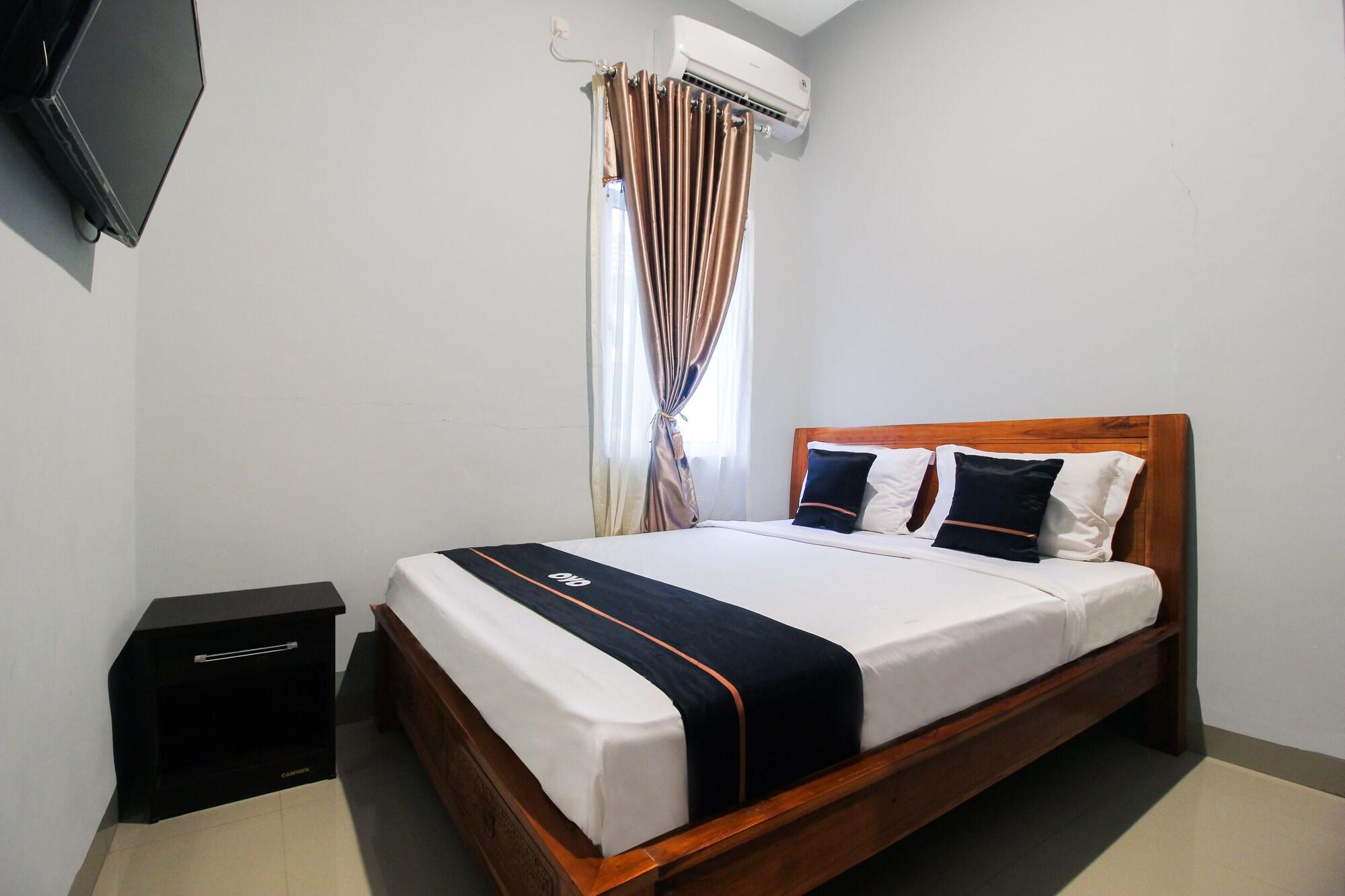 Varios OYO 2659 B'rasco Homestay Syariah