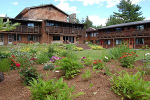 Alojamiento - Summit Lodge