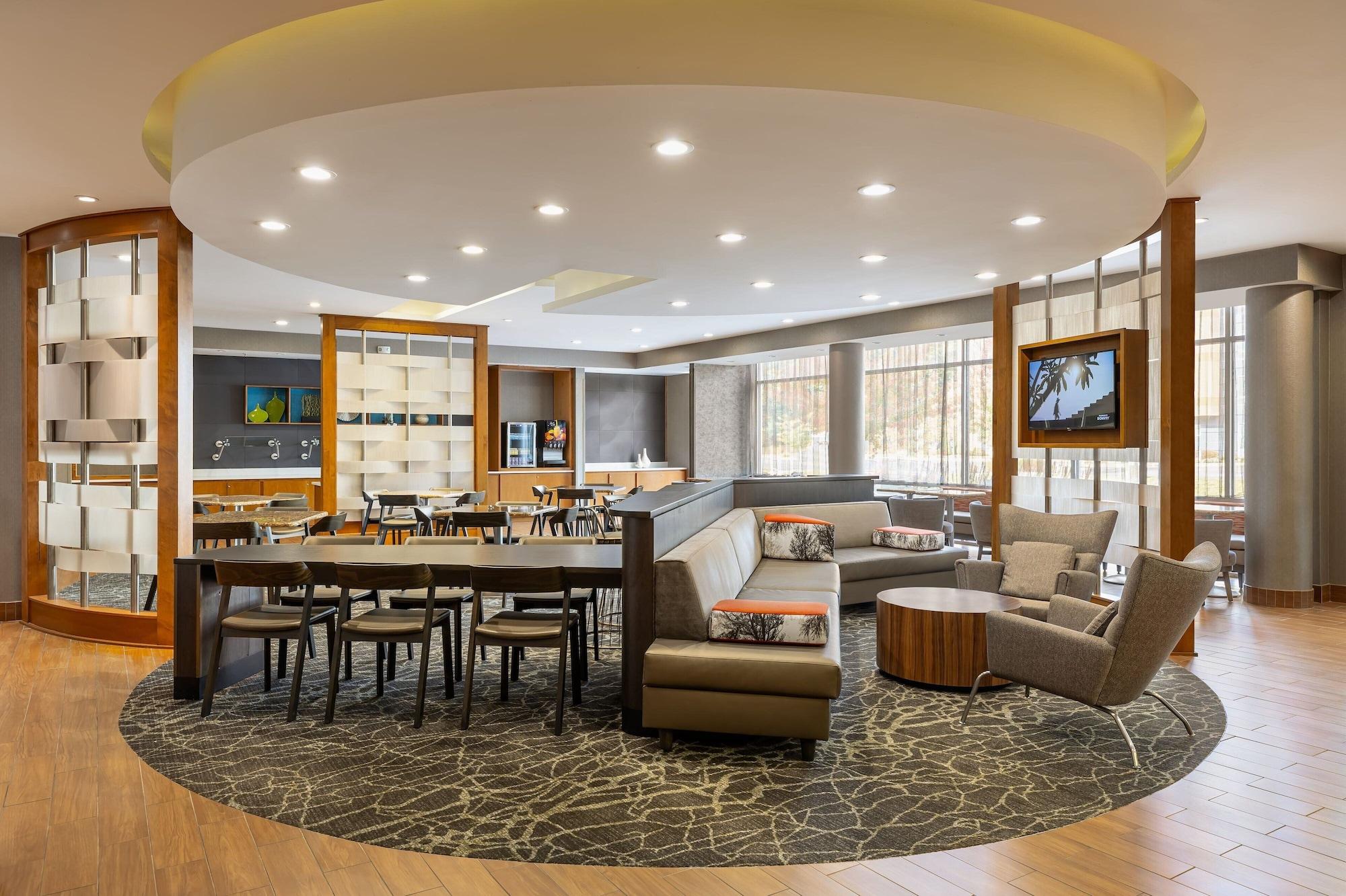 Vista Lobby SpringHill Suites Wisconsin Dells