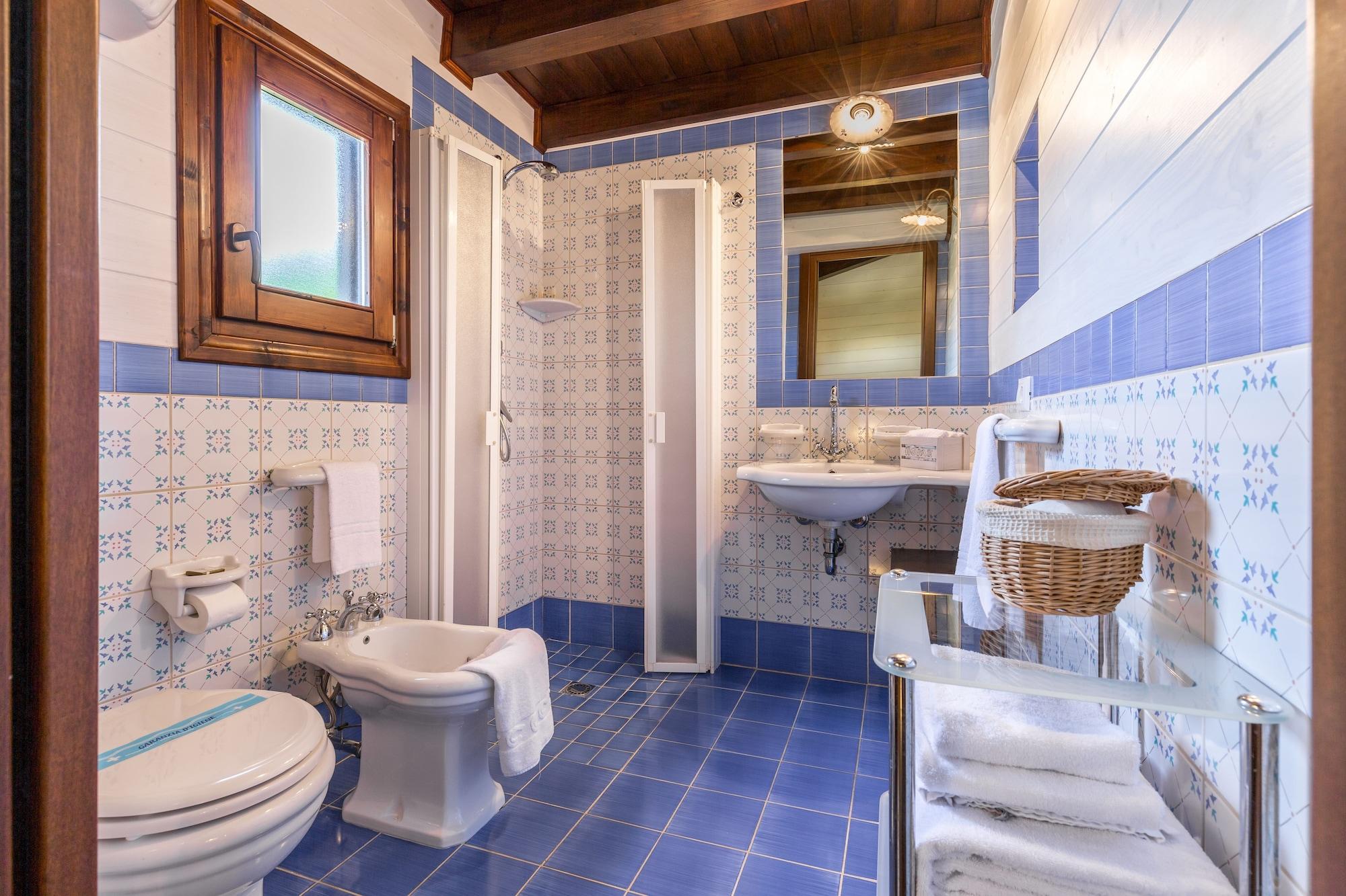 Equipamiento de Habitación La Muraglia