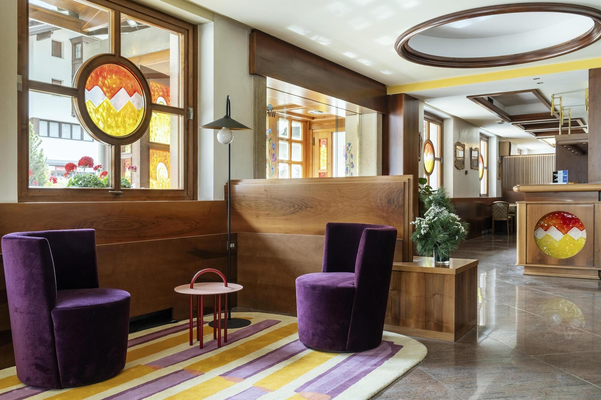 Vista Lobby Best Western Hotel Nevada