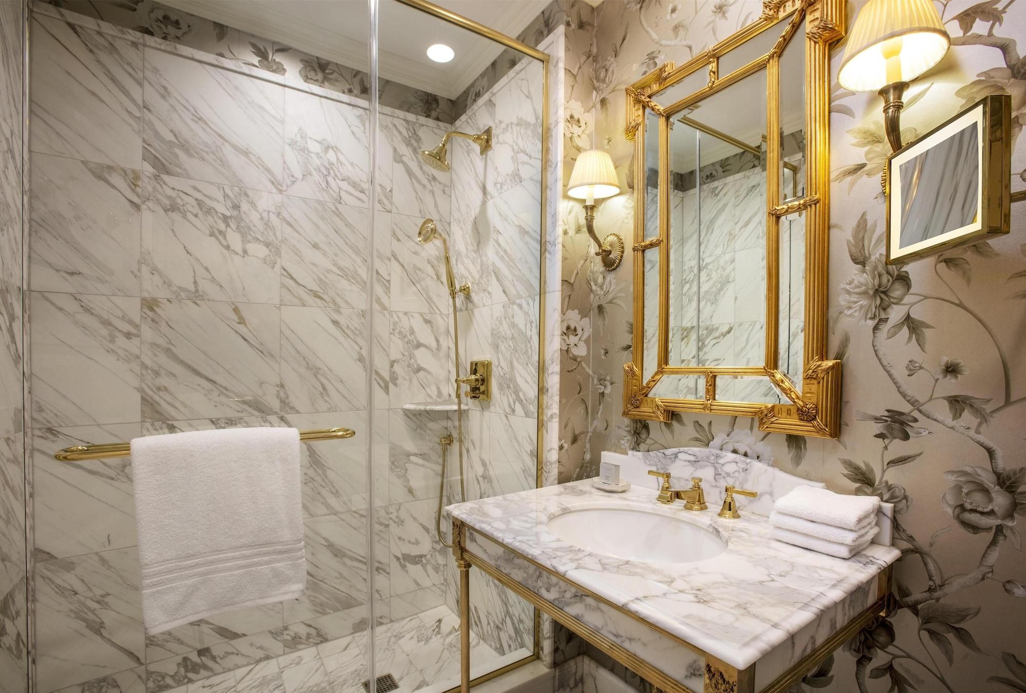 Equipamiento de Habitación Waldorf Astoria Washington DC