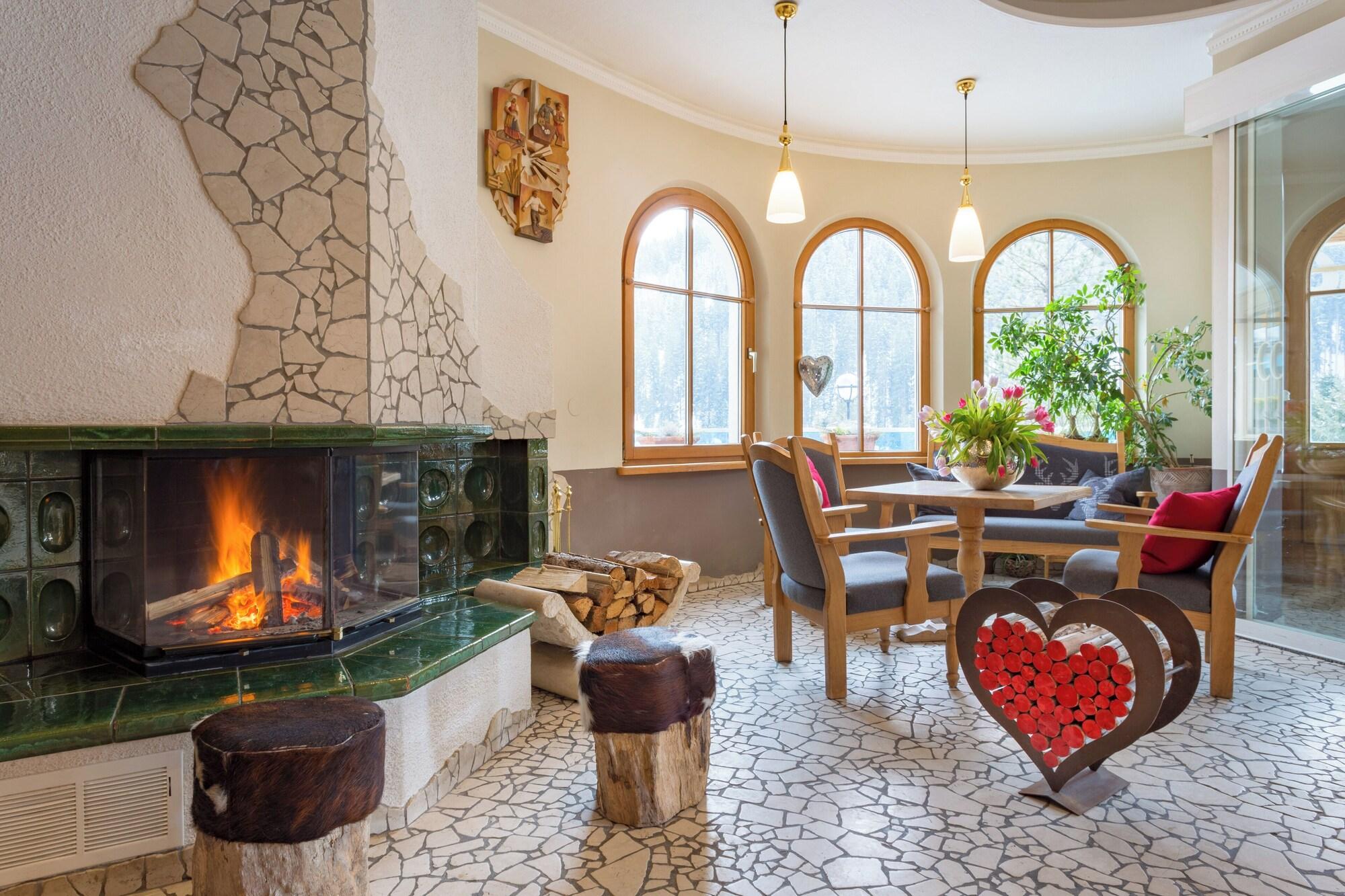 Vista Lobby Berghotel Ronach