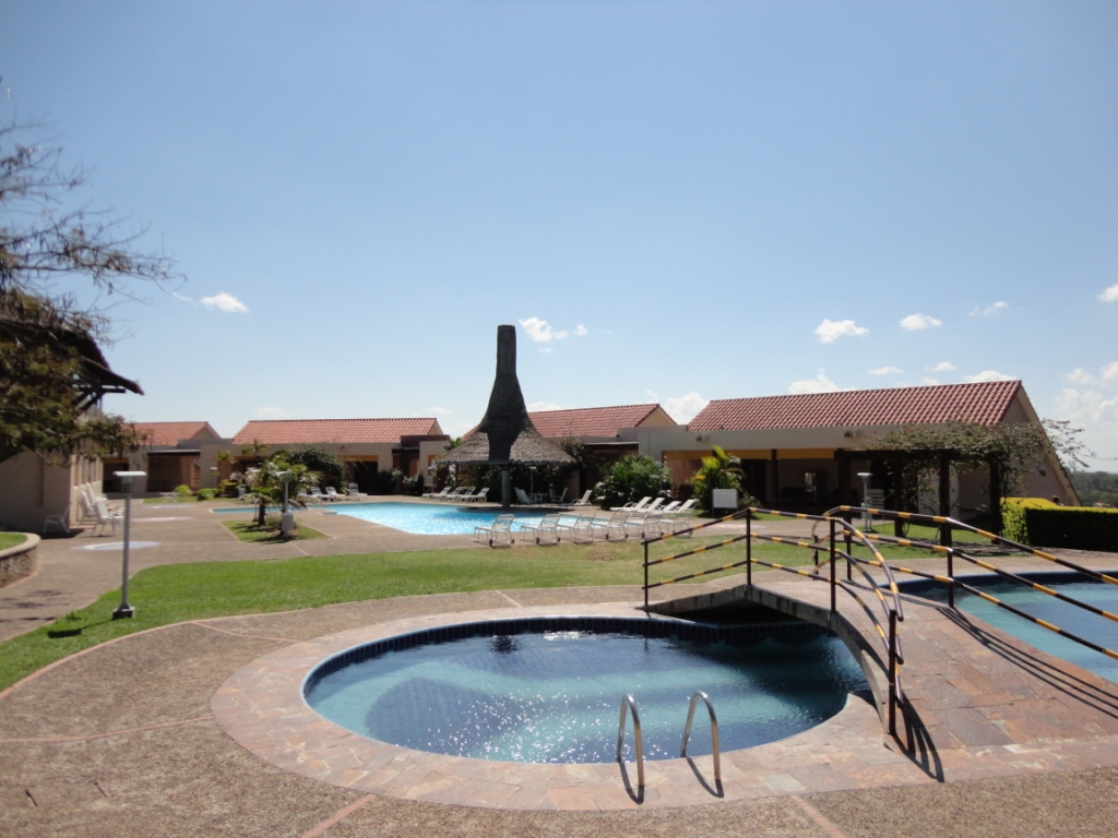 Vista Piscina Los Cedros Eco Resort