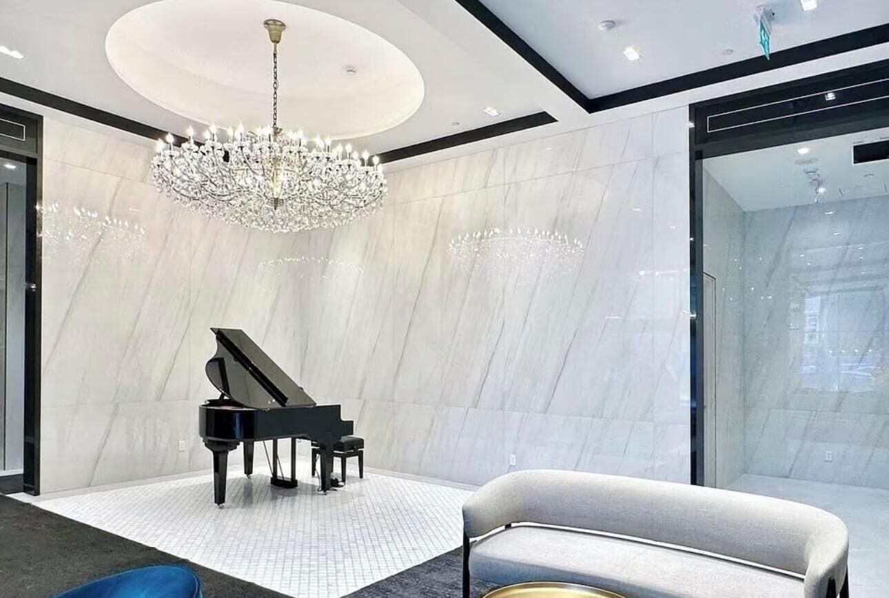 Vista Lobby The Welly Suites &  Towers Toronto