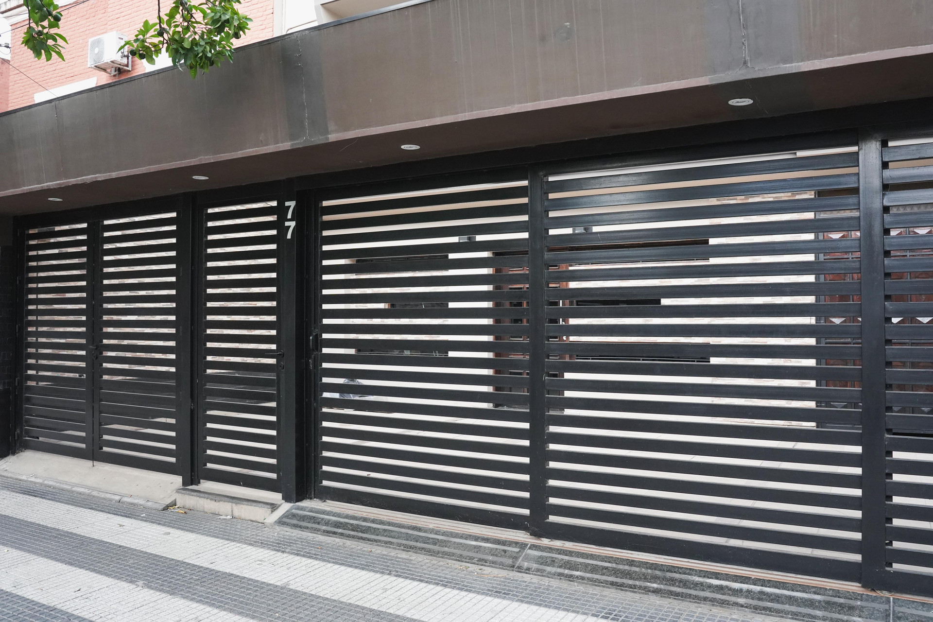 Estacionamiento Hotel Haiti
