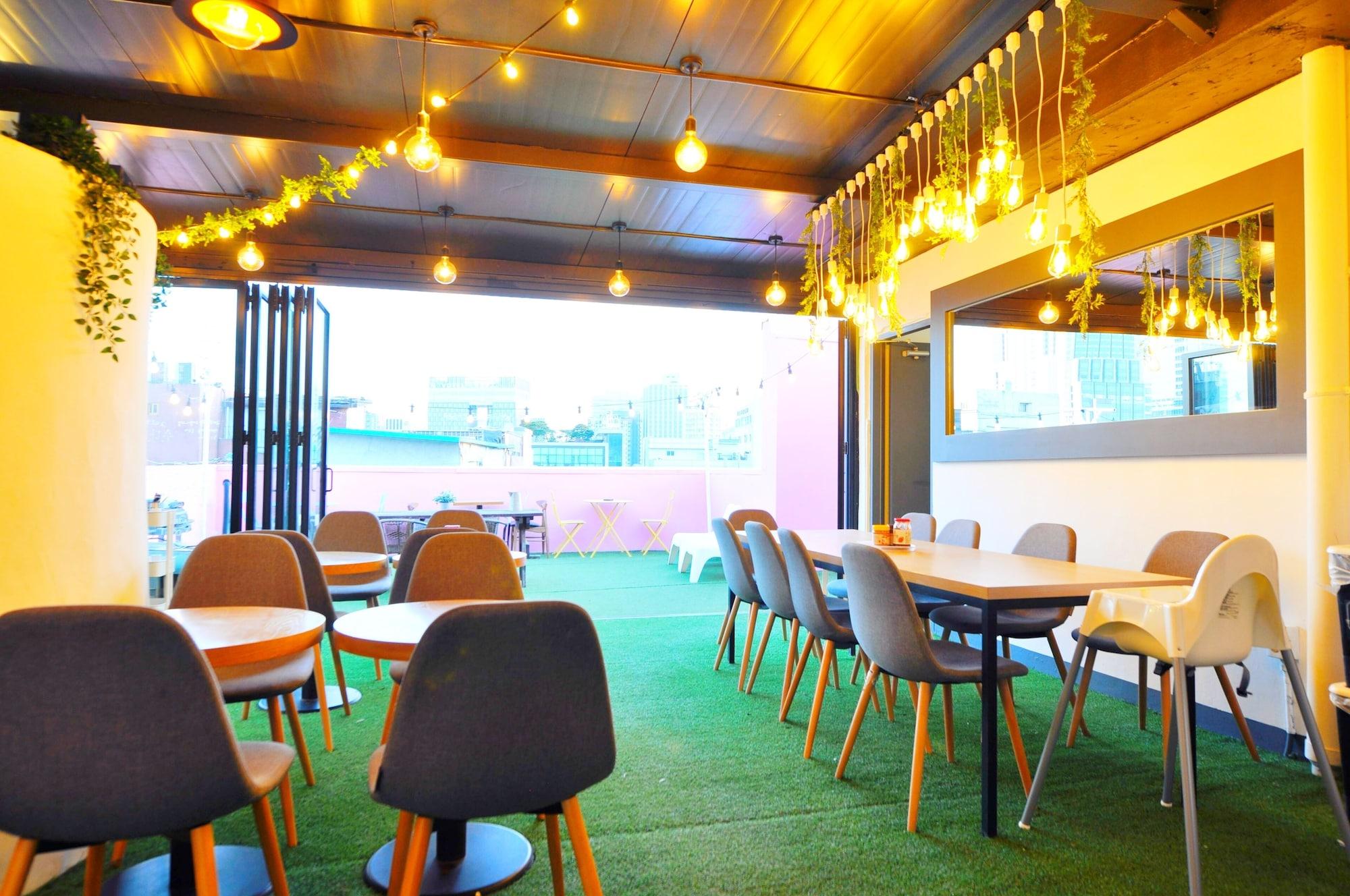 Restaurant OYO Hostel Dongdaemun 1