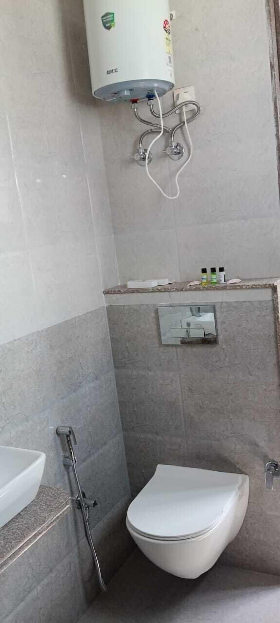 Equipamiento de Habitación HOTEL MB NIRALA SHYAM