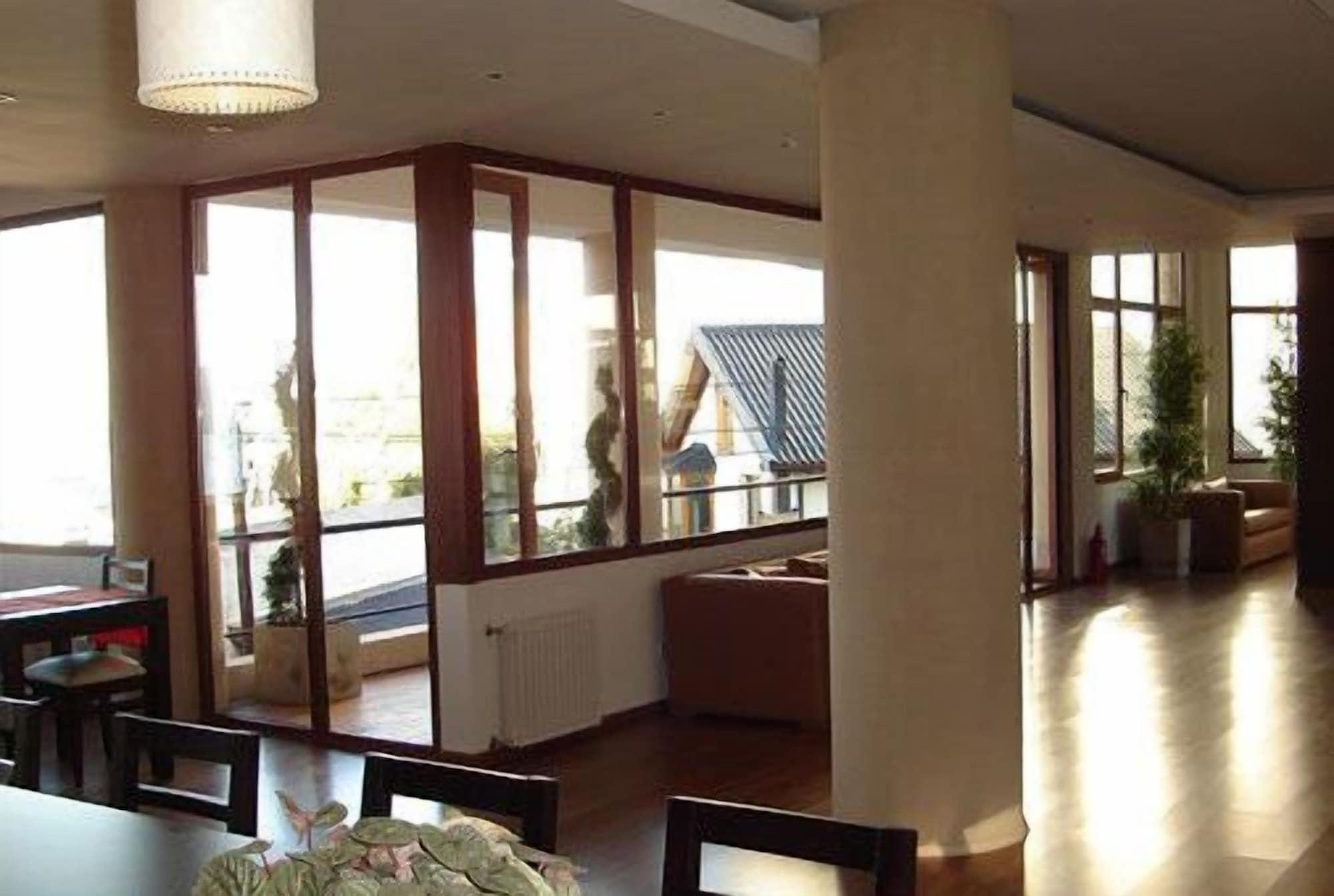Vista Lobby View Hotel BRC