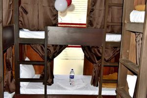 Alojamiento - ASRA DORMITORY