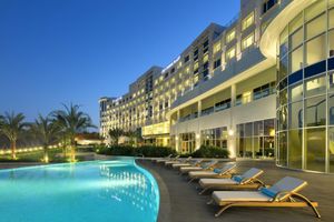 Alojamiento - Crowne Plaza Muscat OCEC by IHG