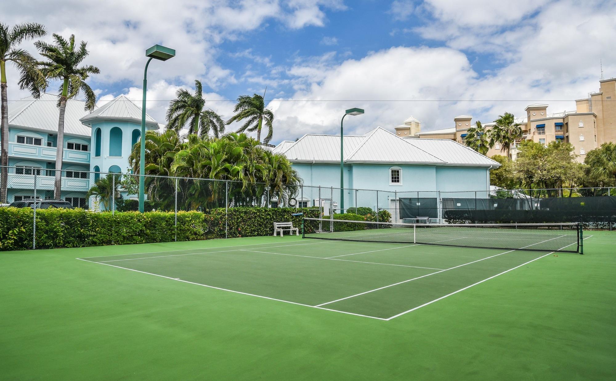 Instalaciones Recreativas Coral Stone Club