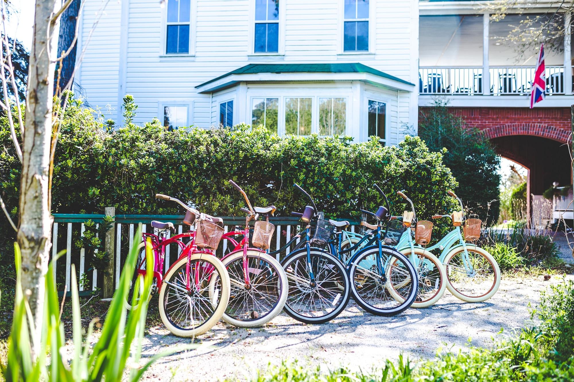 Varios Roanoke Island Inn