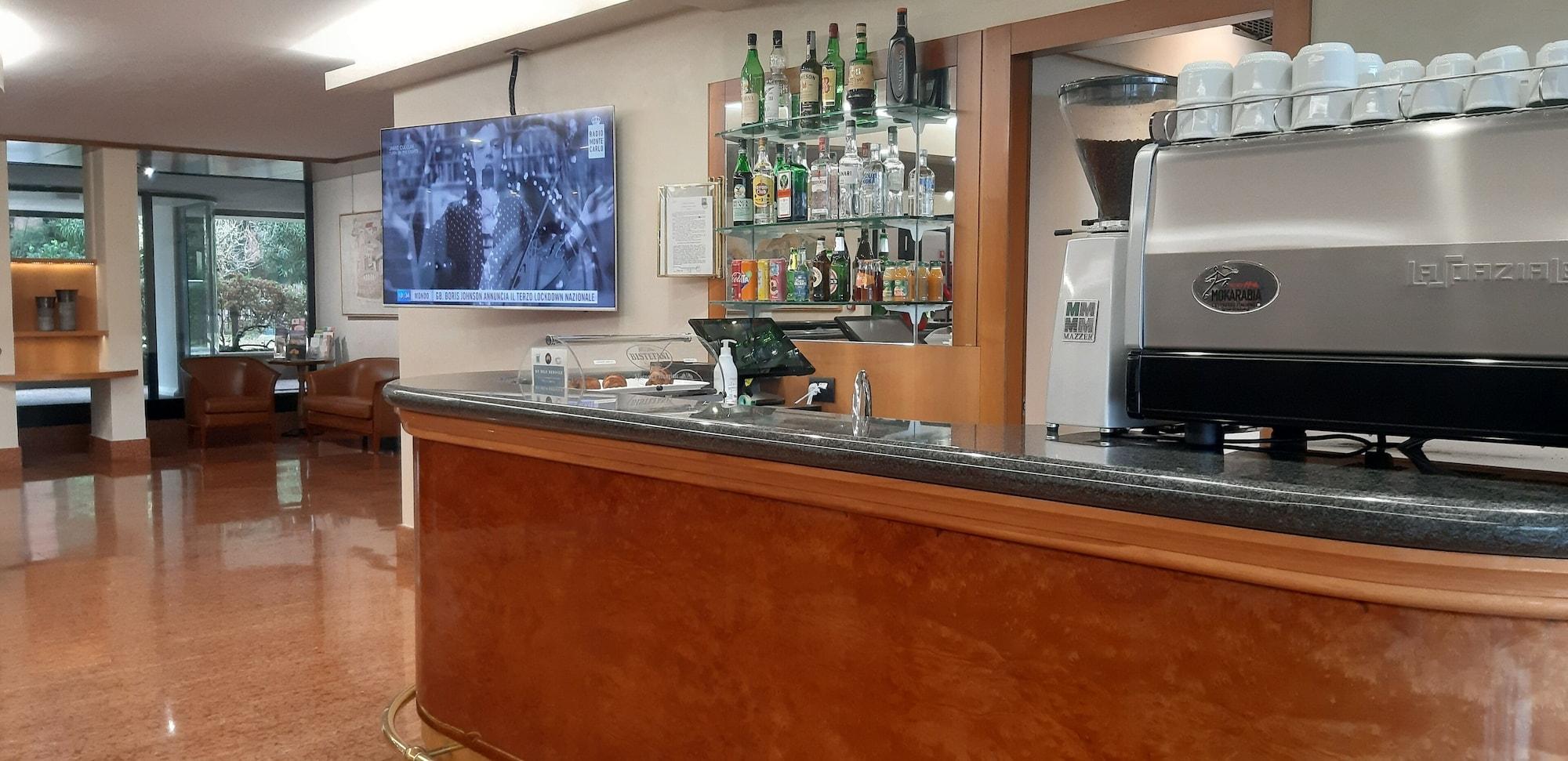 Bar/Salón Residence all'Adige