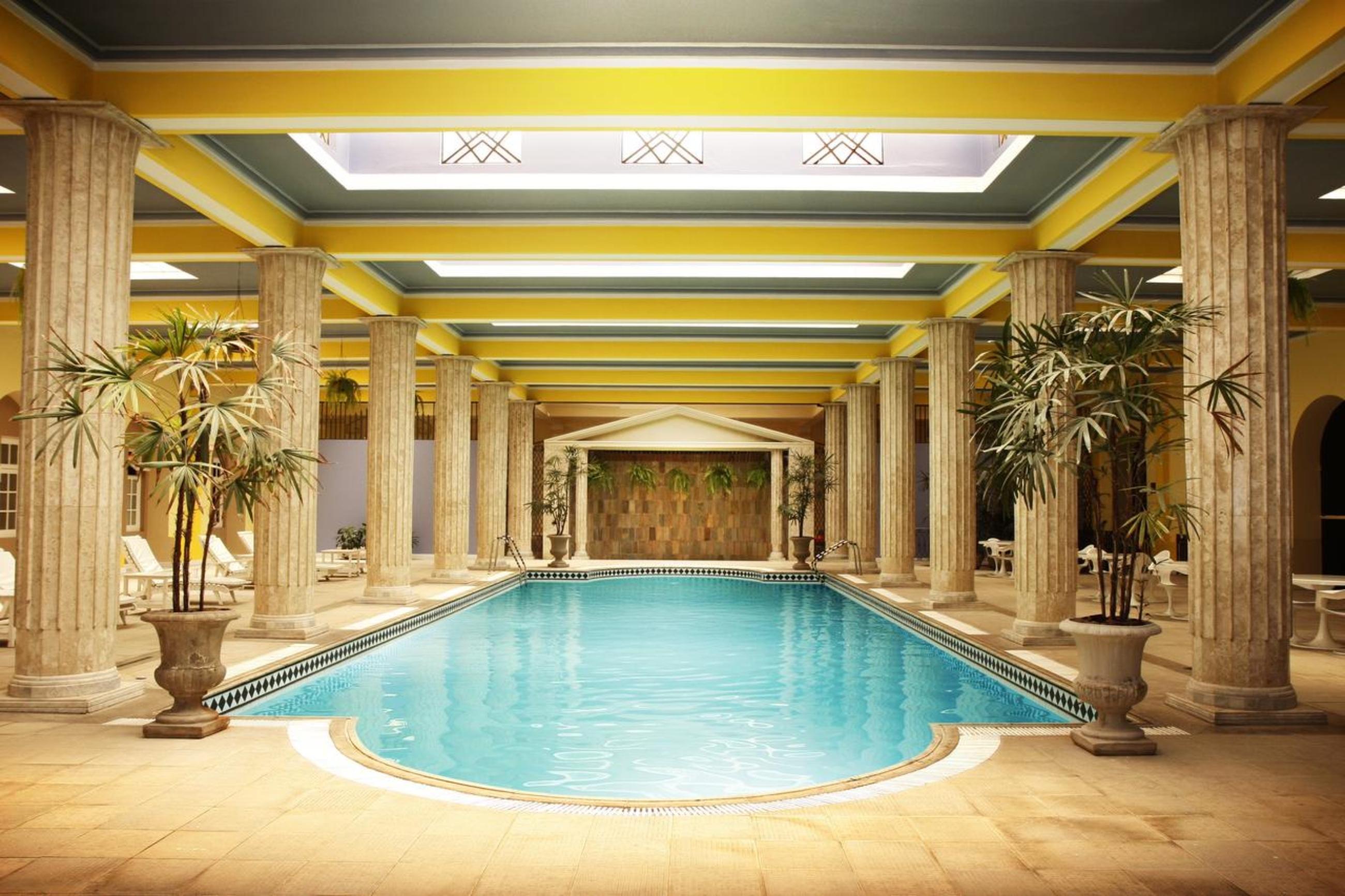 Vista Piscina Palace Hotel