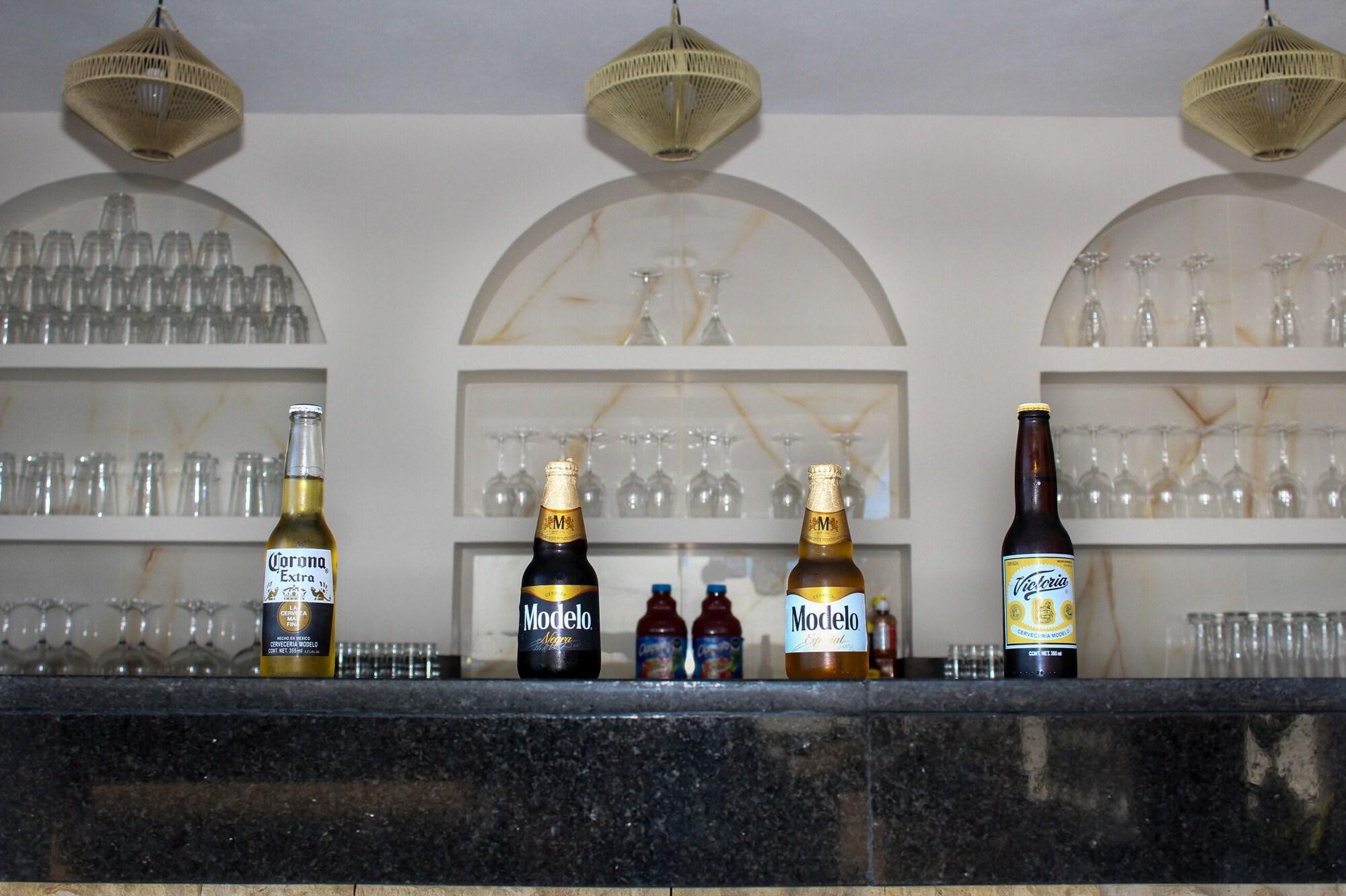Bar/Salón Hotel Nuxká