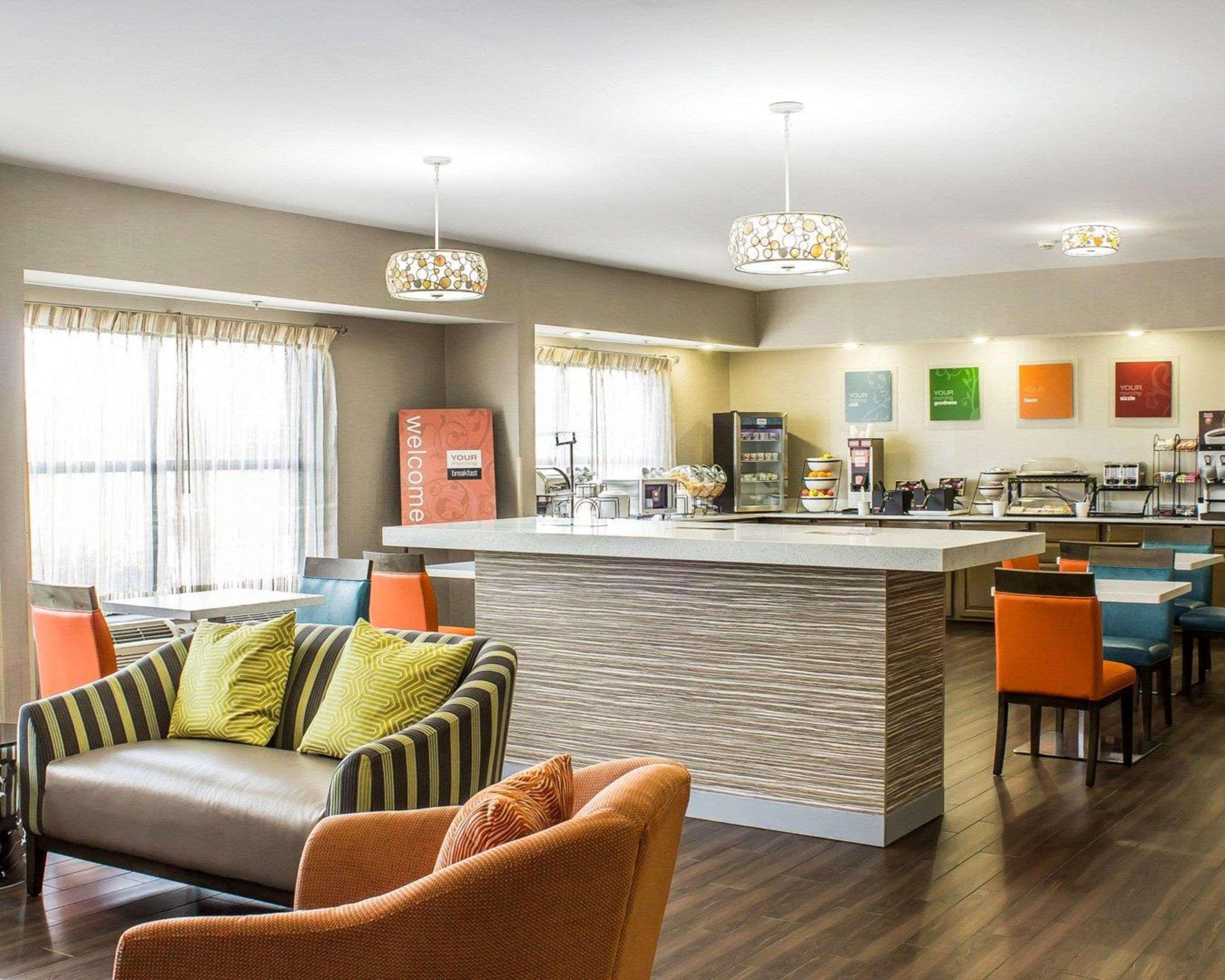 Restaurant Comfort Inn Dunn near I-95