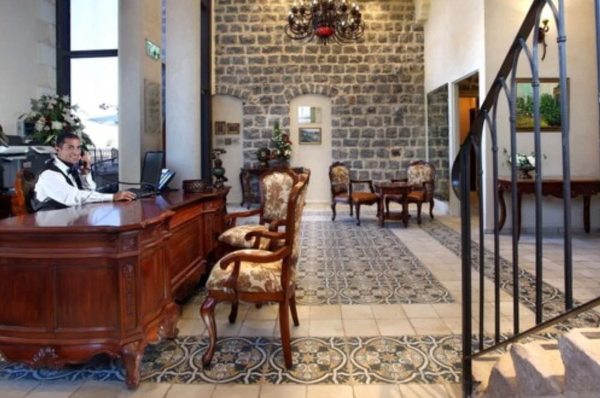 Vista Lobby Villa Europe 1917