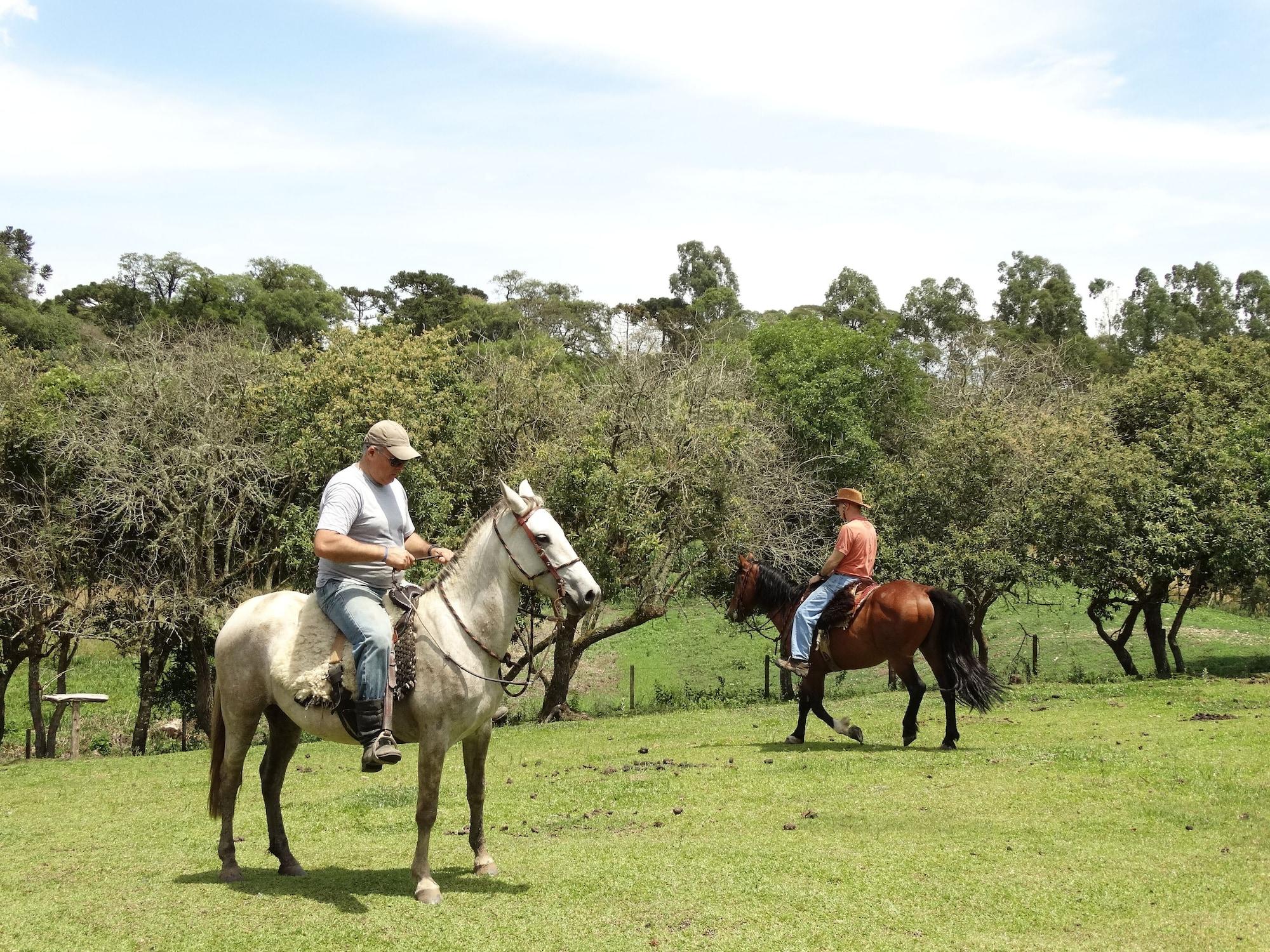 Instalaciones Recreativas Pousada Recanto dos Pôneis