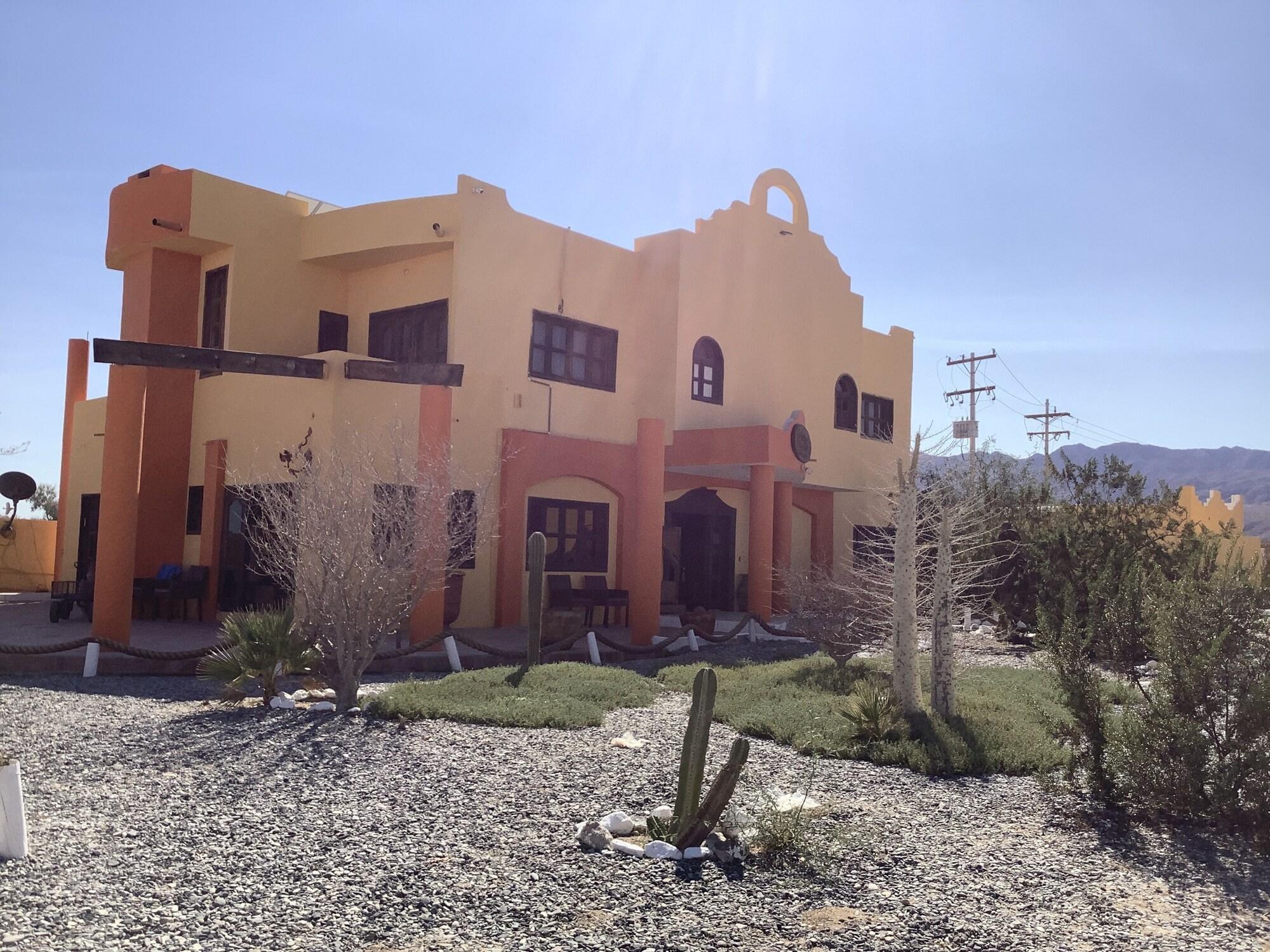 Vista Lobby Los Vientos Hotel