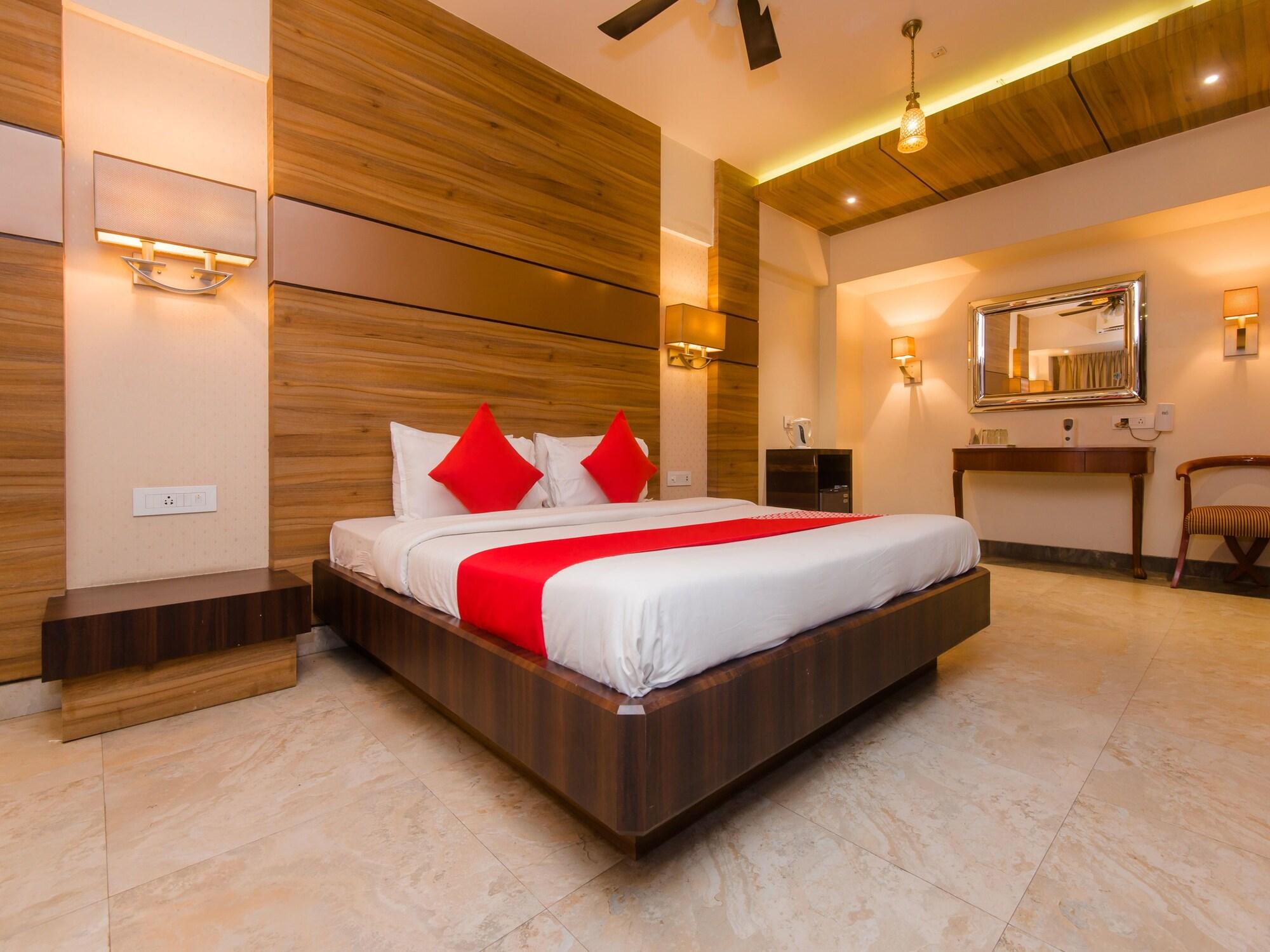 Varios OYO 14699 Hotel Nakshatra Regency