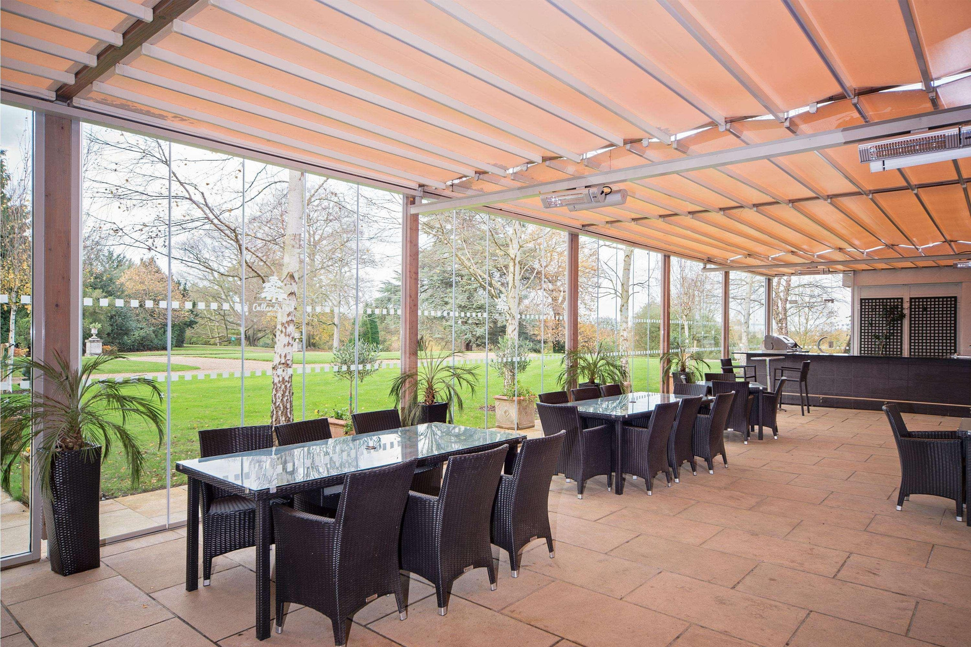 Bar/Salón Oatlands Park Hotel