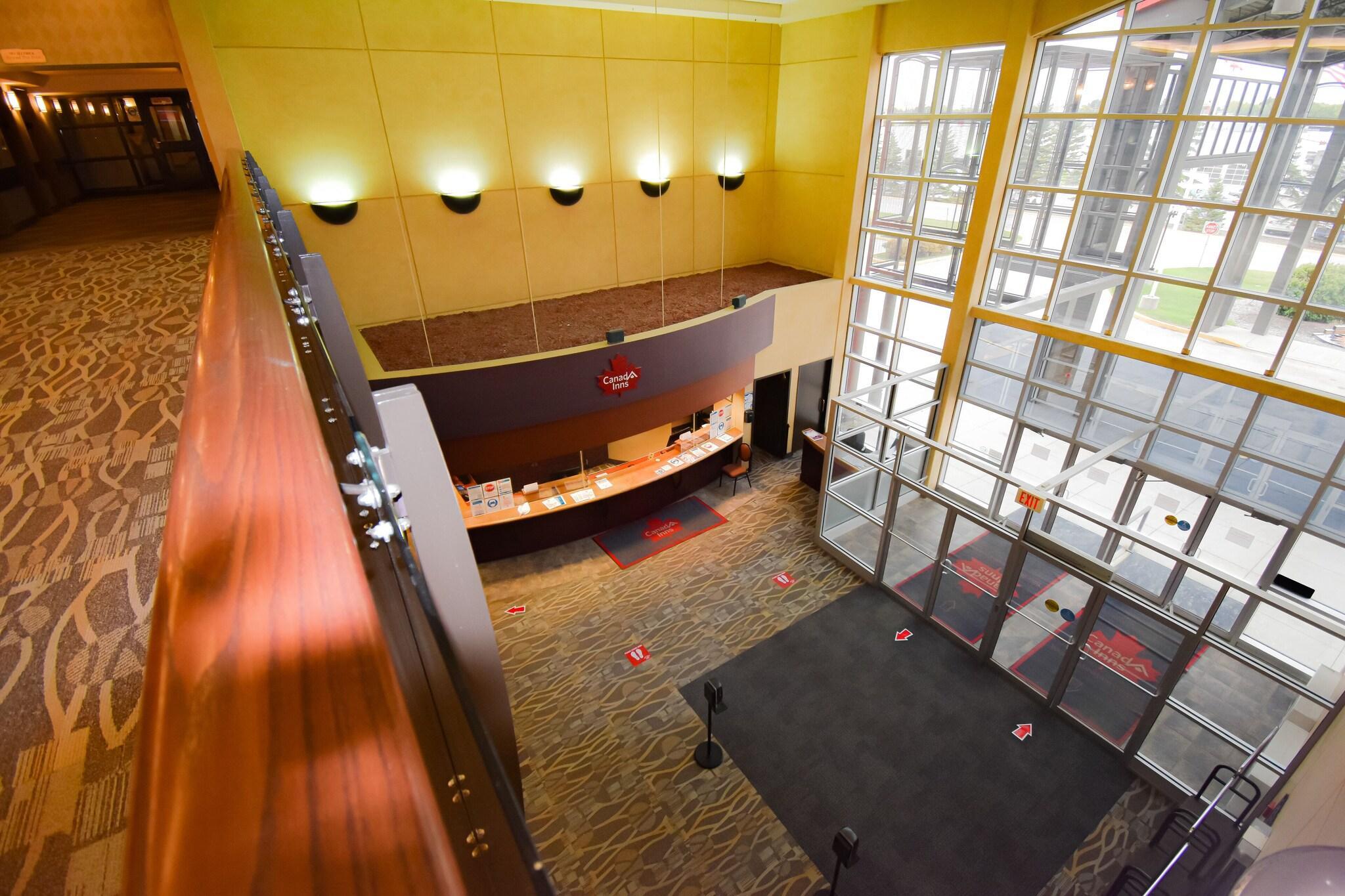 Vista Lobby Canad Inns Destination Centre Club Regent Casino Hotel