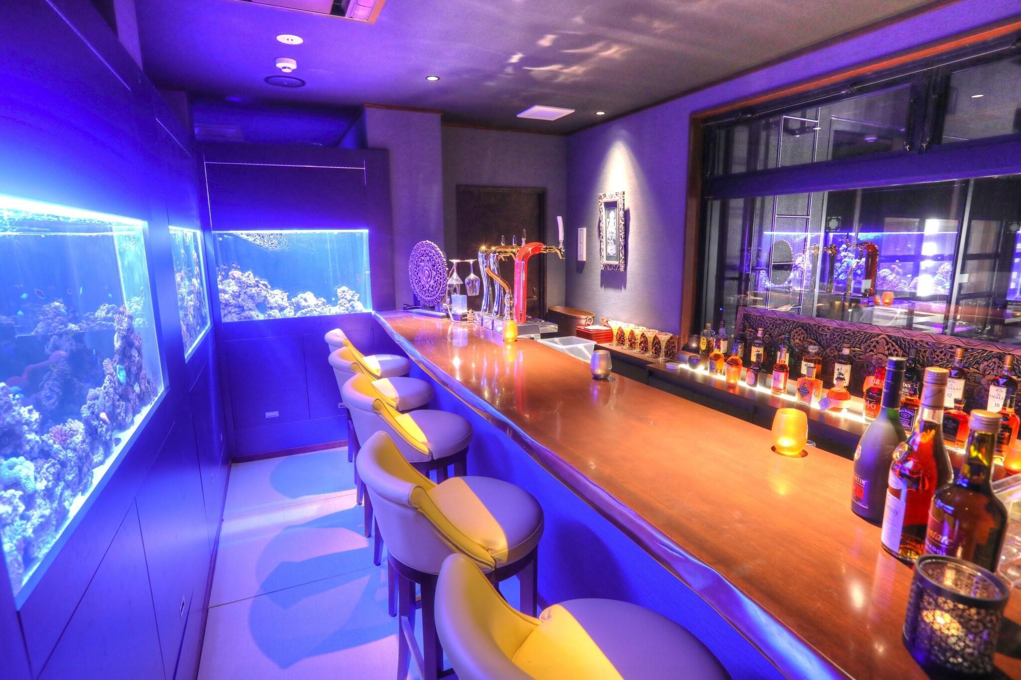 Bar/Salón Hakone Airu