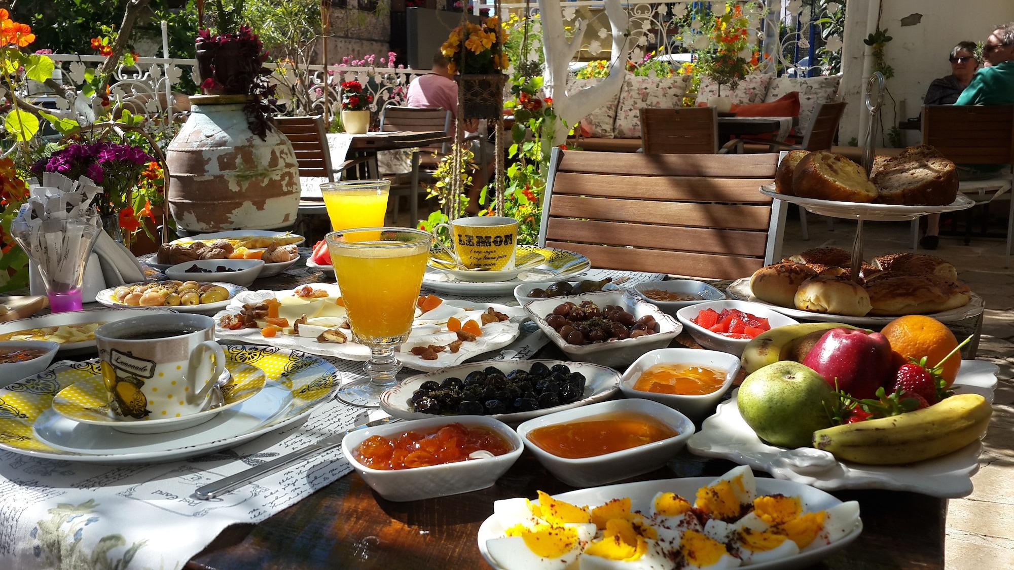 Restaurant Lemon Villa Hotel - Adult Only