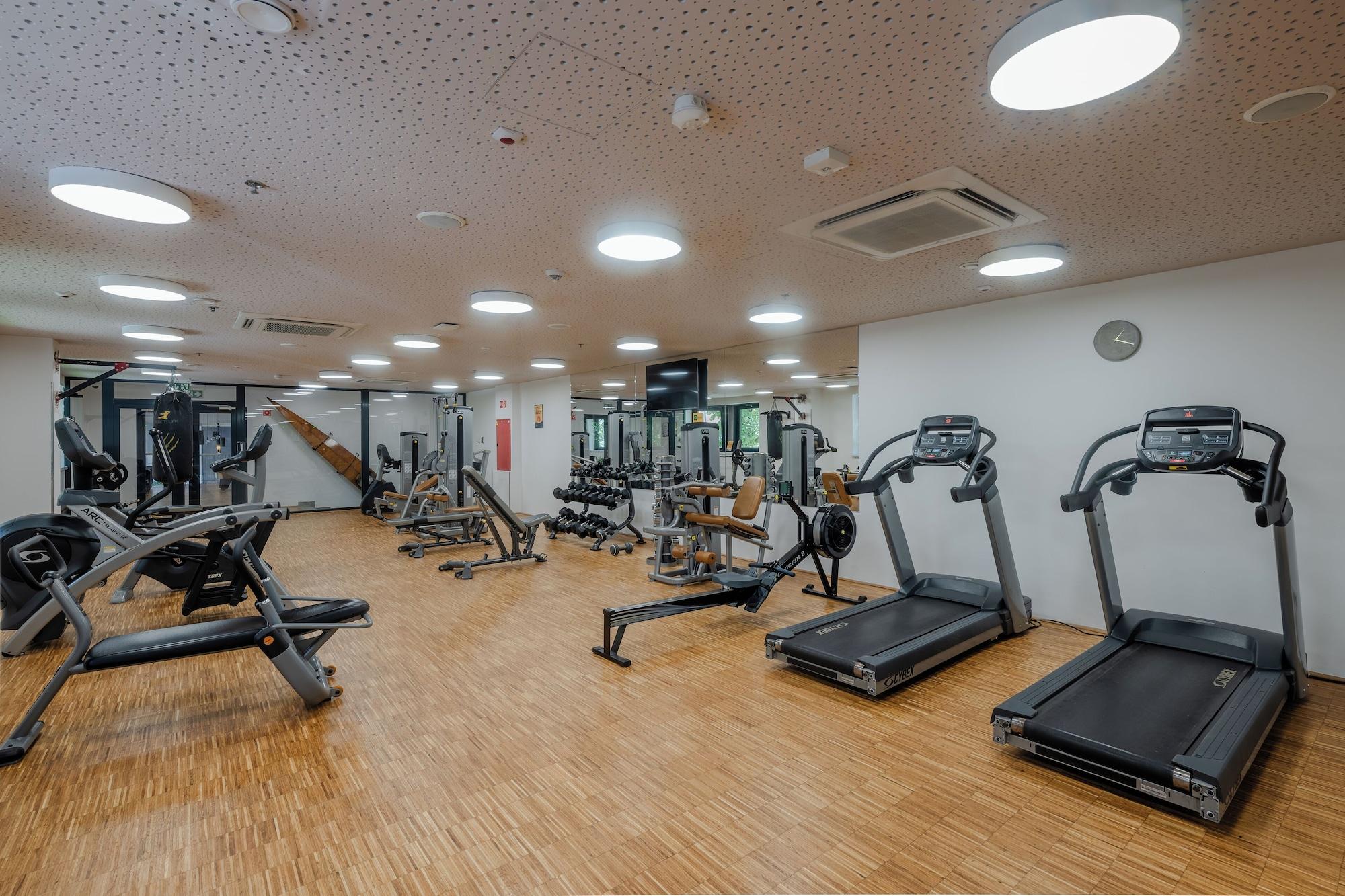 Gimnasio Dean's Home Budapest