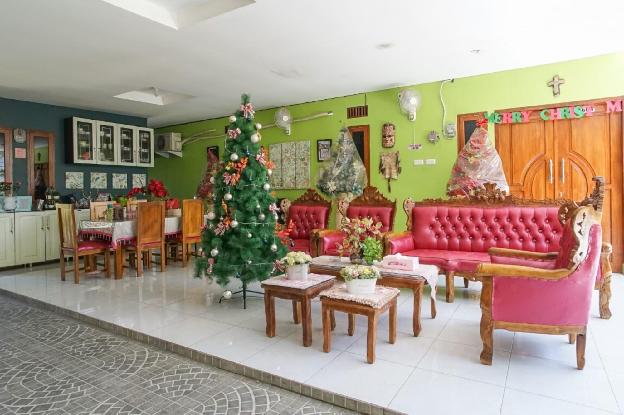 Vista Lobby Rumah Kost MAPLE Winangun