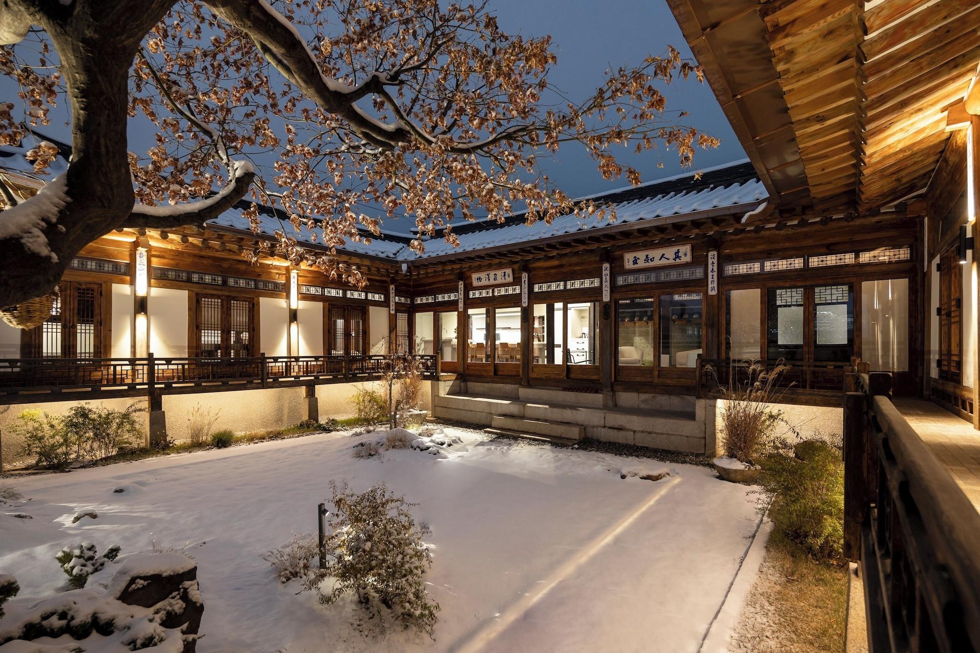 Vista Exterior Nostalgia Hanok Hotel