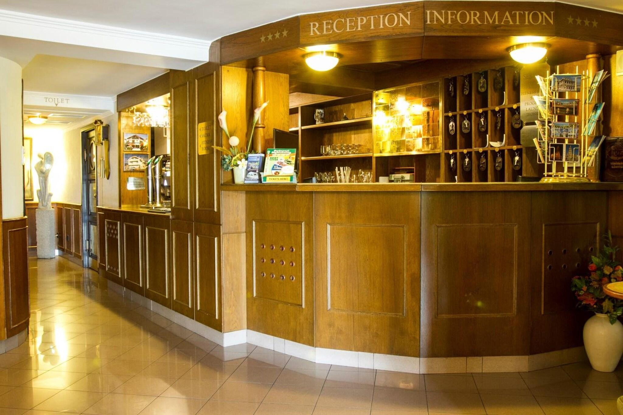 Vista Lobby Hotel Molnár