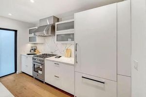 Alquiler Vacacional - Brand New HUGE 3 Bed 4 Bath West Hollywood Adjacent Town House With A Roof Deck