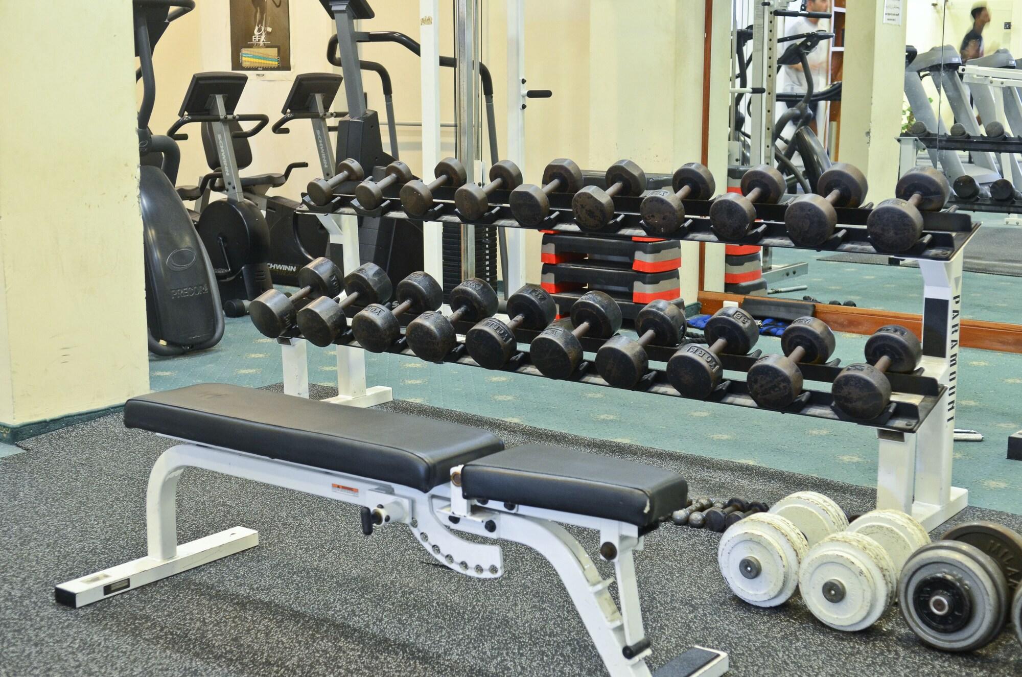 Gimnasio Golden Crown Hotel