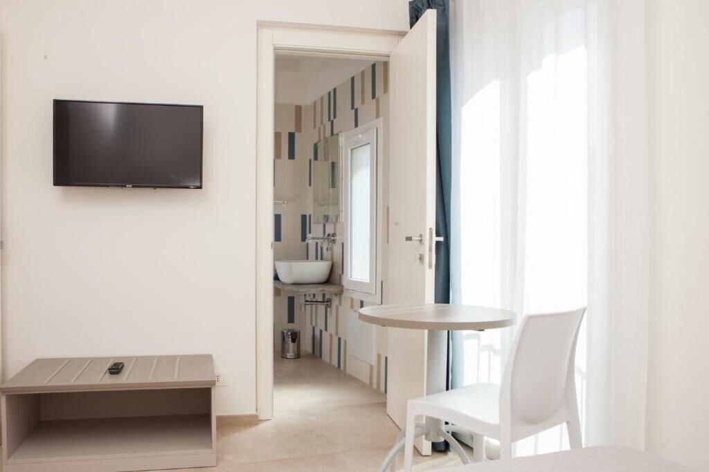 Equipamiento de Habitación Candelieri19