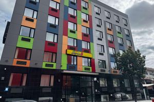 Alojamiento - Super 8 by Wyndham Brooklyn Fulton Street/Broadway Junction