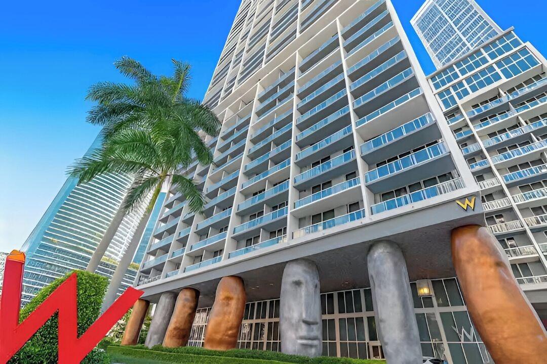 Vista Exterior The Bay Suites - W Miami