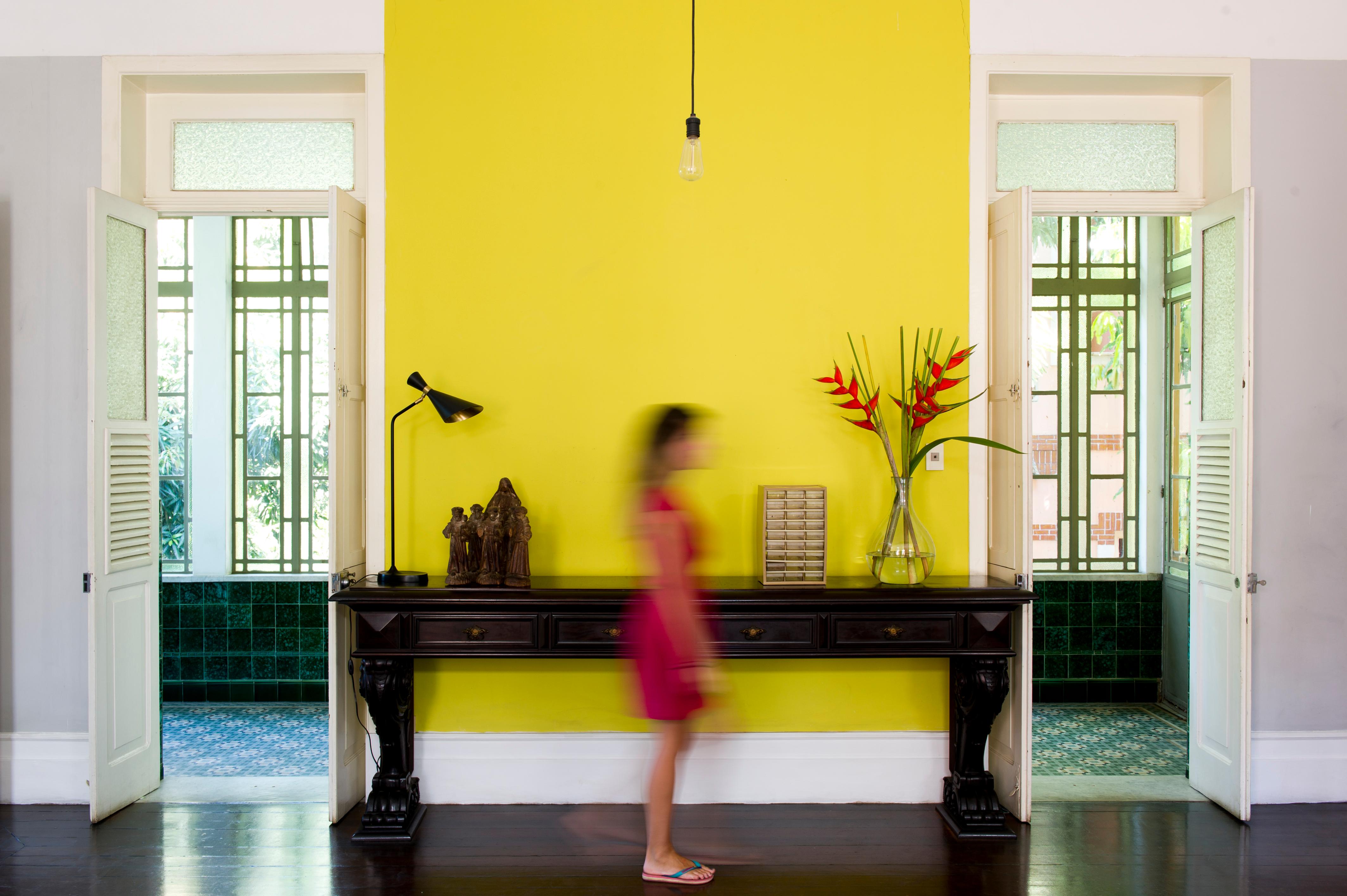 Vista Lobby Casa Amarelo par Robert le Héros