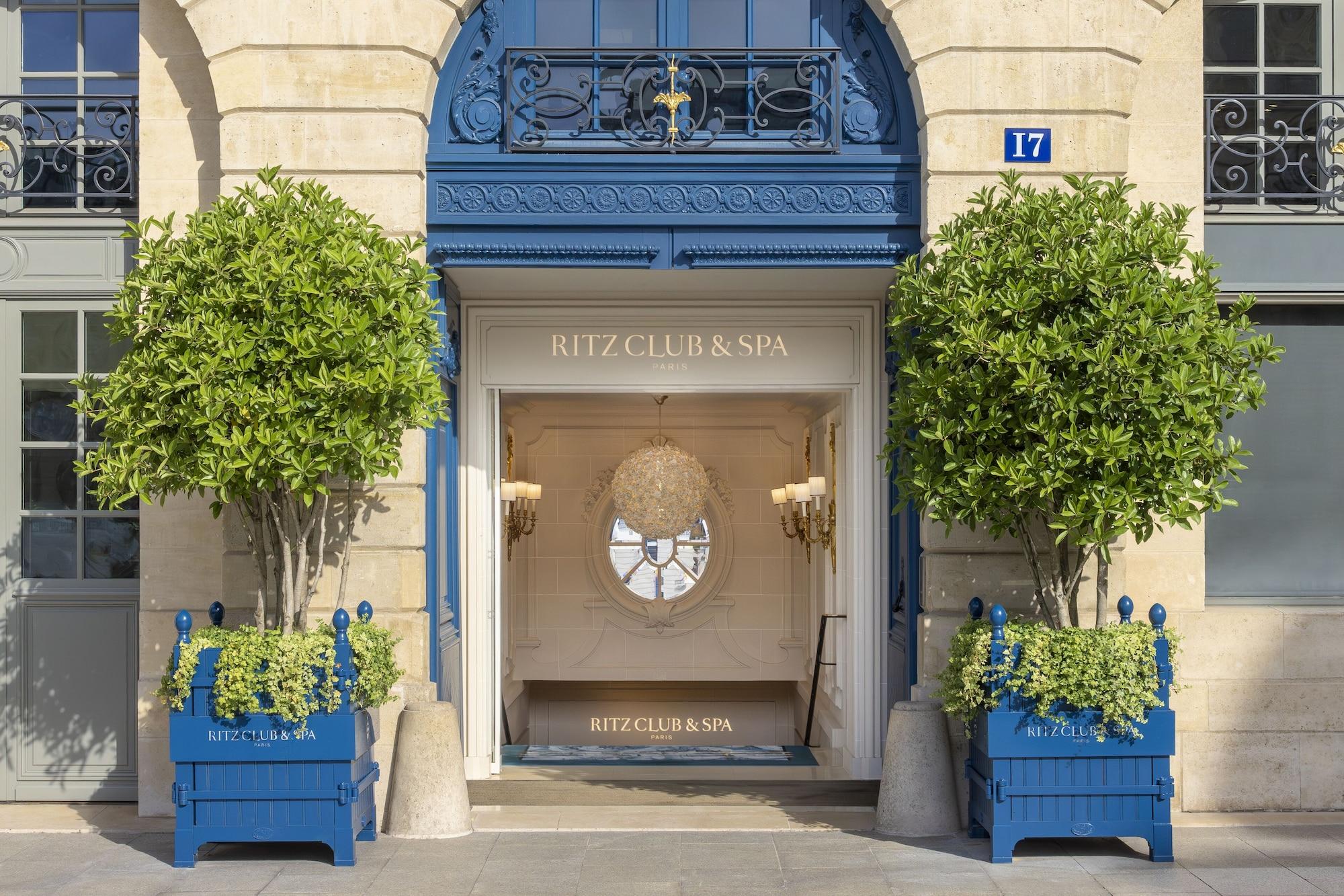 Vista Lobby Ritz Paris