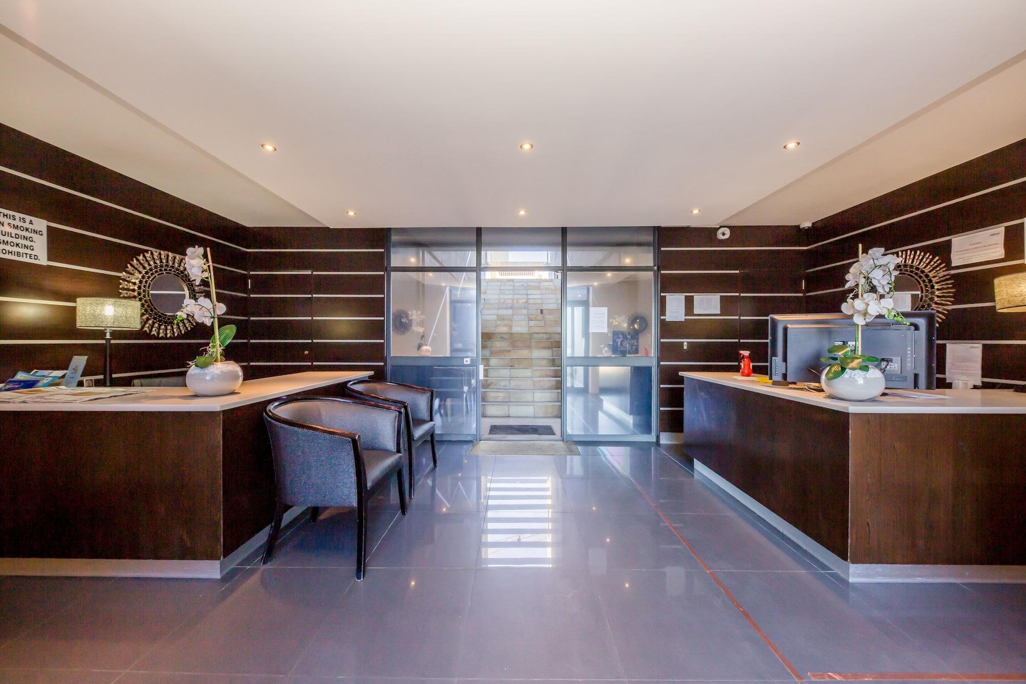 Vista Lobby Infinity Self-Catering Apartments