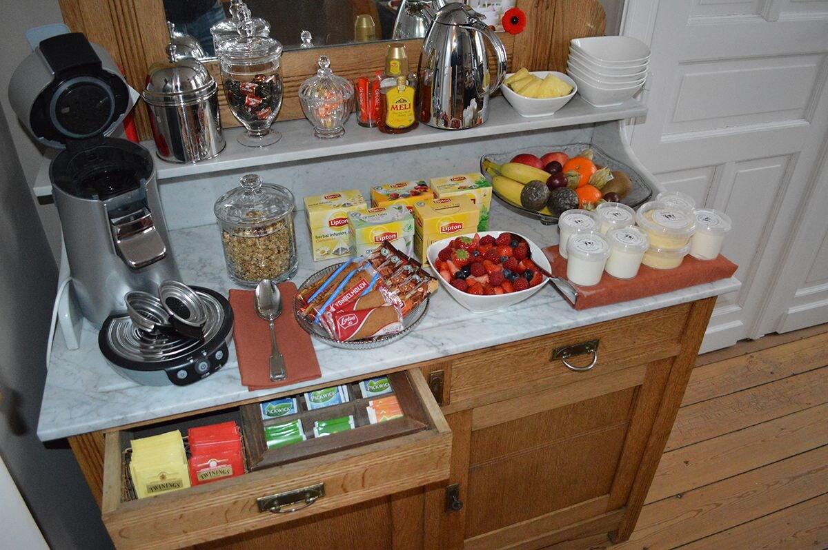 Bar/Salón B&B at Room's