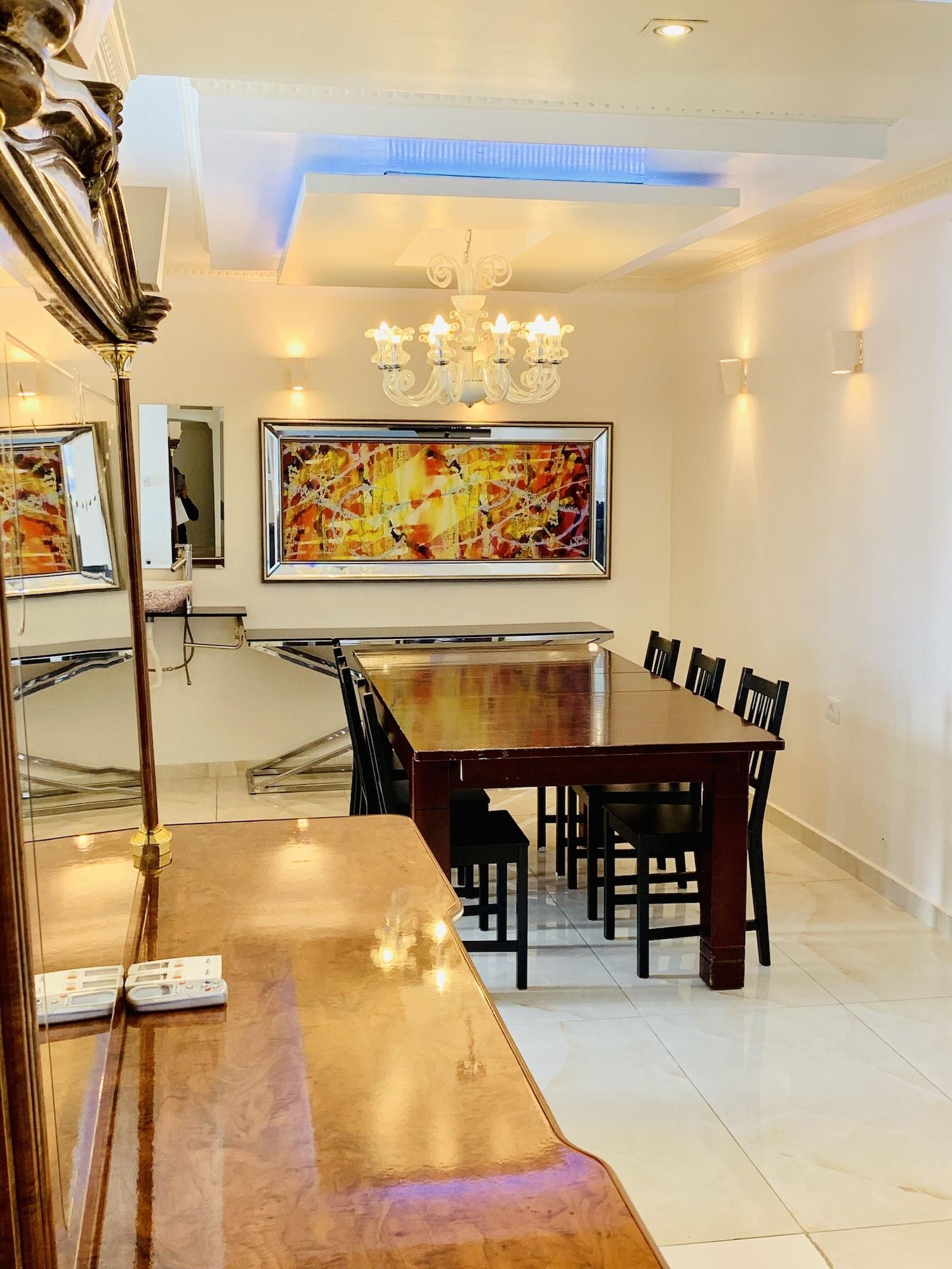 Habitación Royal Apartments