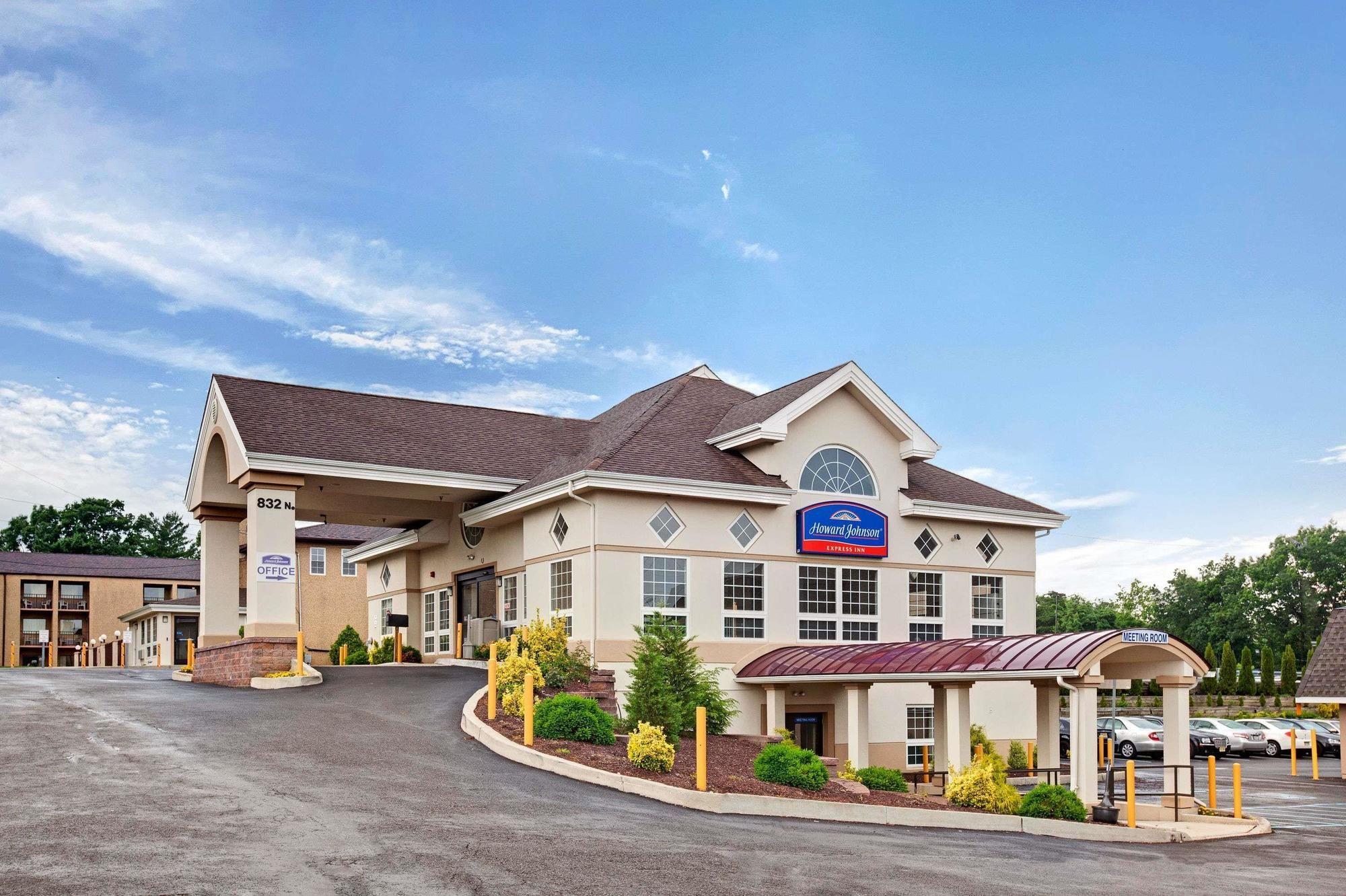 Vista Exterior Howard Johnson by Wyndham Blackwood near Philadelp