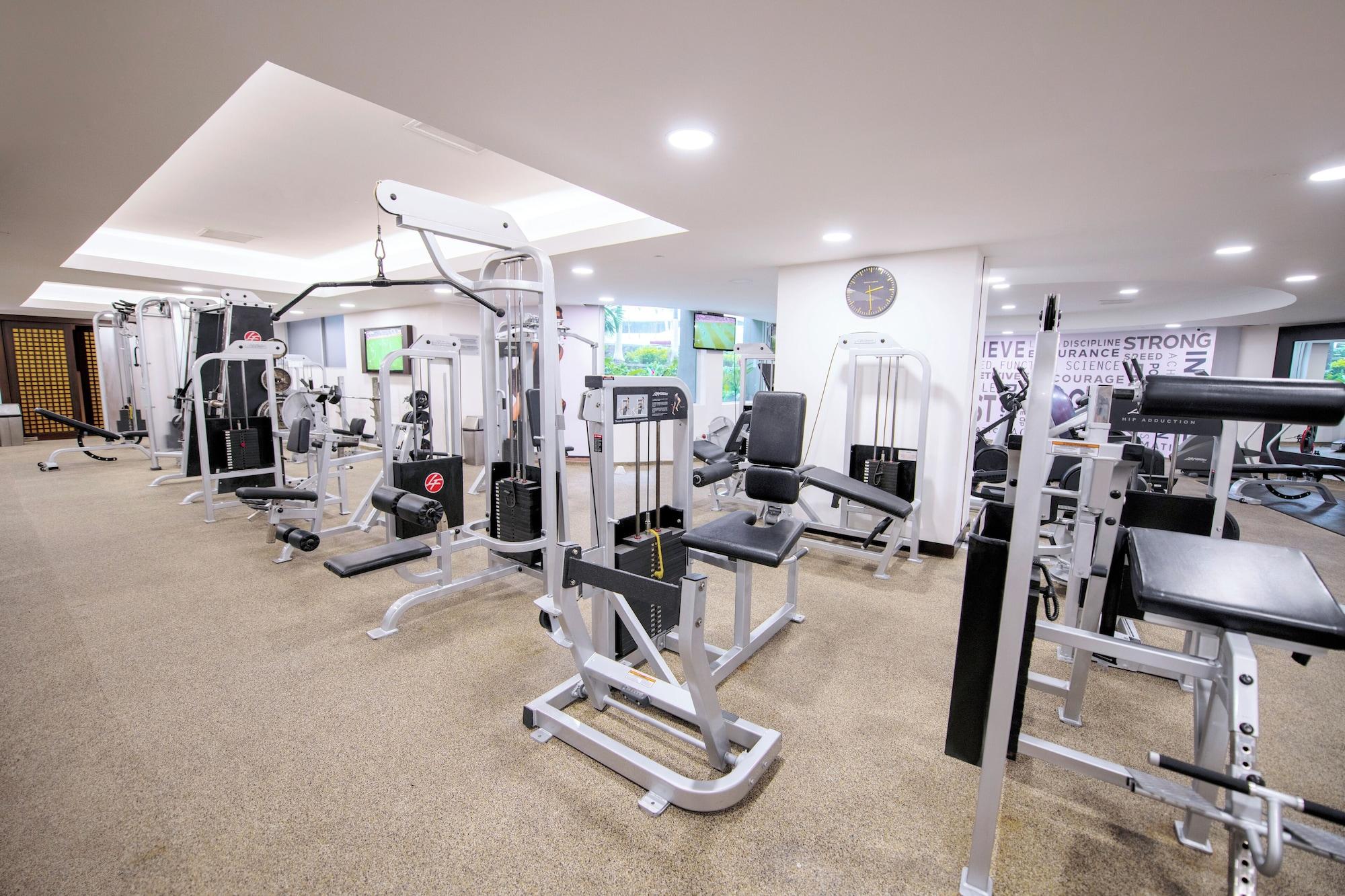 Gimnasio Hilton Colon Guayaquil